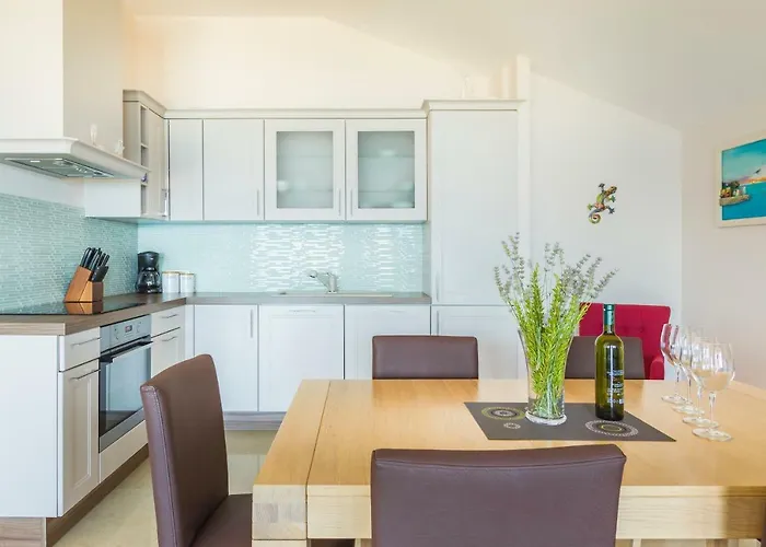 Villa Luxury Matea 2 *