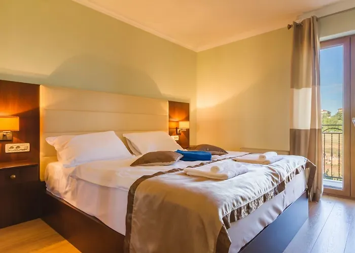 Luxury Matea 2 Vila *